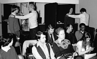 Photo: Double blind test of Dr. Diamond's claim.